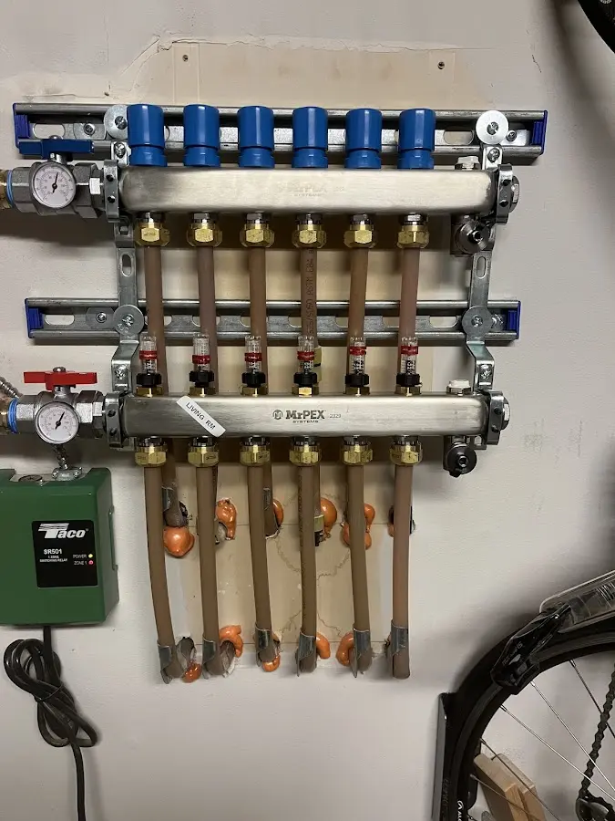 Plumber performing Leak Detection at a residential property in Bowling Green